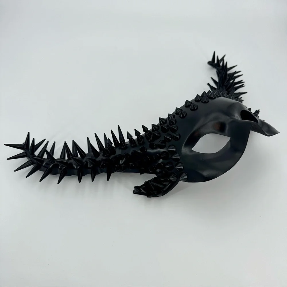 Majestic Mythological Creature Mask - Black Spiked Horns